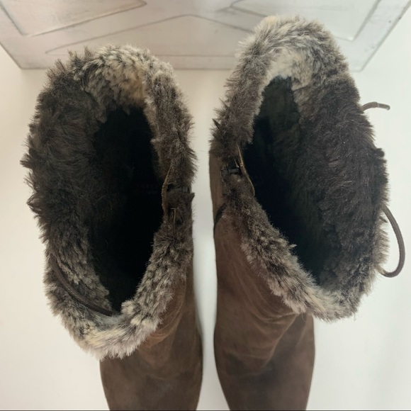 Stuart Weitzman Brown Suede Faux Fur Trim Lace Up Zip Up Ankle Boots - Picture 12 of 16